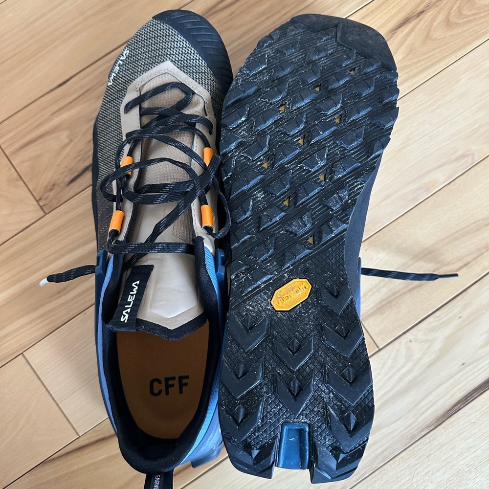 Men's Multi-Color Hiking Shoes - Picture 2 of 5